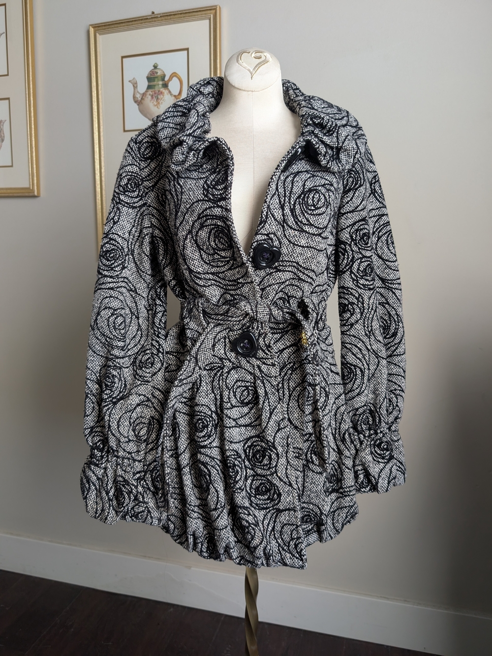Rare Vintage Black & White Rose Print Lining Fall Winter Coat Size 6